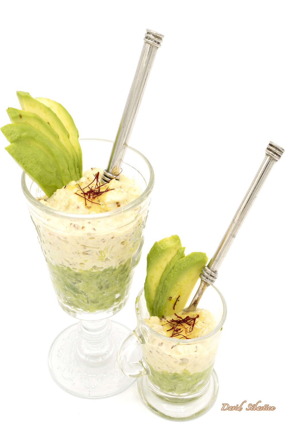 Cathdad créations Émietté de crabe, mousse d’avocat, safran et graines de moutarde ancienne